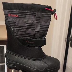 Columbia Kids Black and Gray Snow Boots